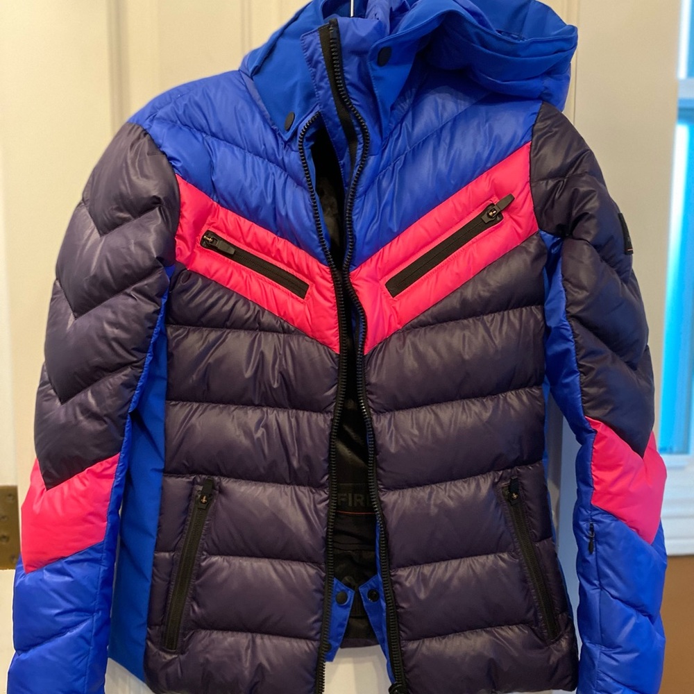 Bogner Fire+Ice Farina-D navy blue pink ski/snow jacket. Size XS. Worn once!